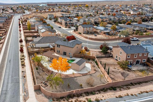 2900 Gault Trail SW, Albuquerque, NM 87121