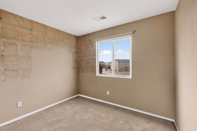 2900 Gault Trail SW, Albuquerque, NM 87121