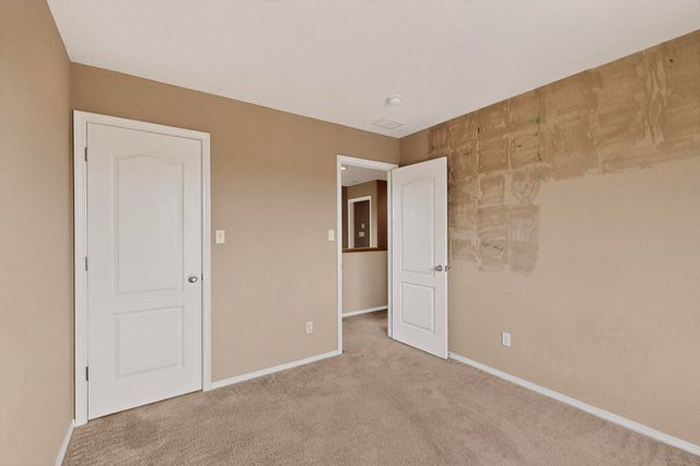 2900 Gault Trail SW, Albuquerque, NM 87121