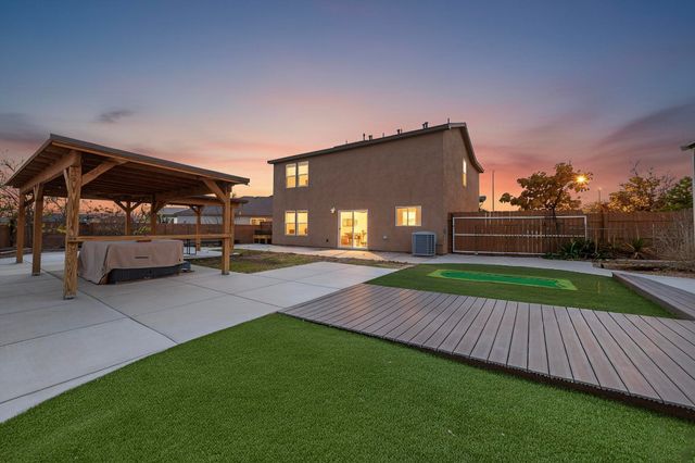 2900 Gault Trail SW, Albuquerque, NM 87121