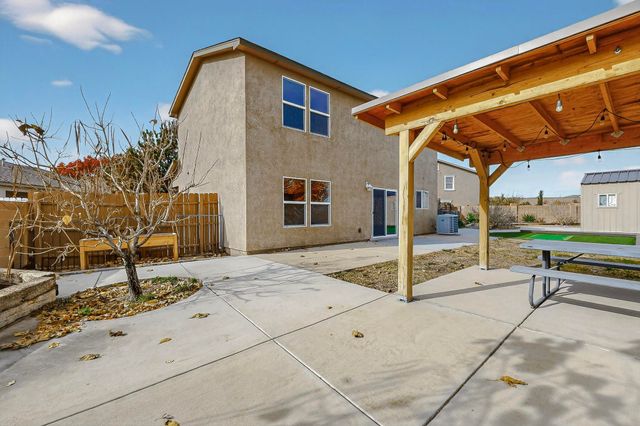 2900 Gault Trail SW, Albuquerque, NM 87121