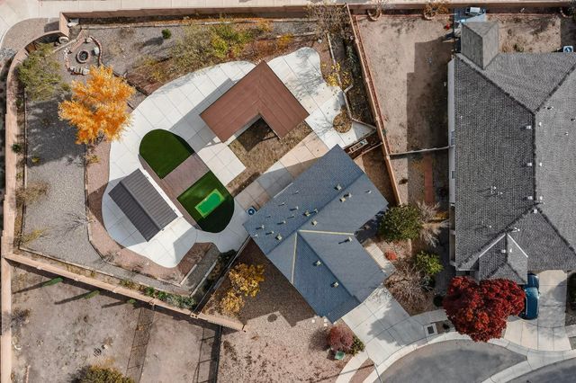 2900 Gault Trail SW, Albuquerque, NM 87121