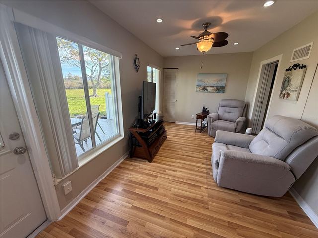 2460 CANADIAN WAY 22, Clearwater, FL 33763