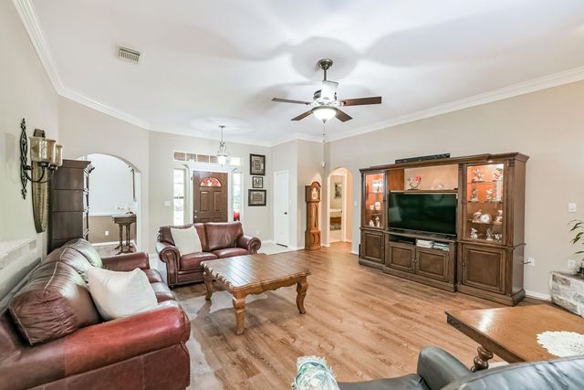 5803 Lotus Lane, Magnolia, TX 77354