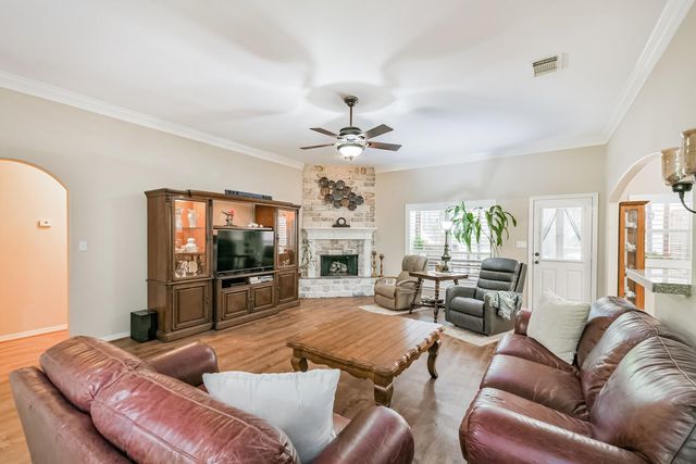 5803 Lotus Lane, Magnolia, TX 77354