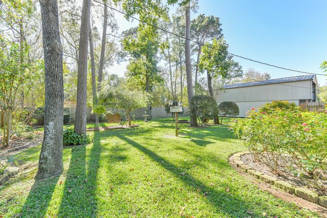 5803 Lotus Lane, Magnolia, TX 77354