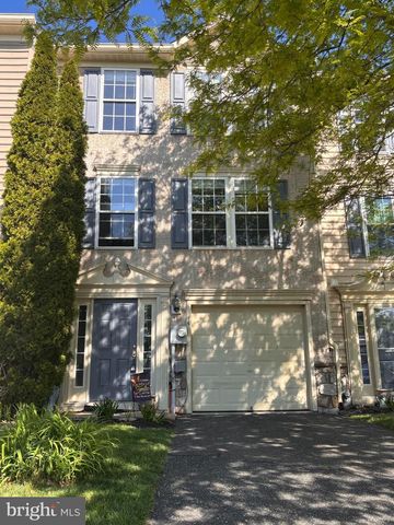 16 DARE LN, Pottstown, PA 19465