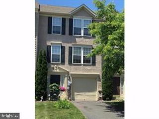 16 DARE LN, Pottstown, PA 19465