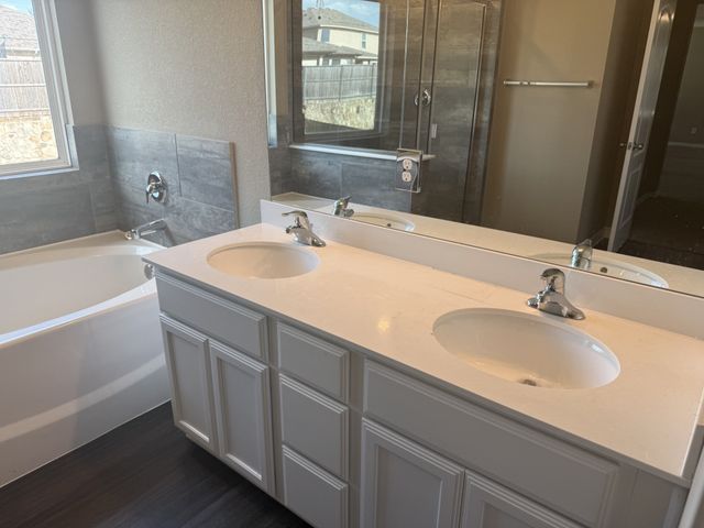 2612 Wesley Avenue, Aubrey, TX 76227