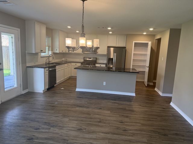 2612 Wesley Avenue, Aubrey, TX 76227