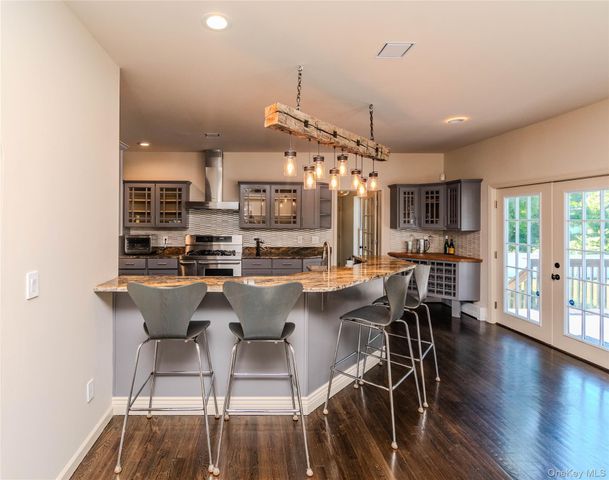 18 Baron Drive, Warwick, NY 10990