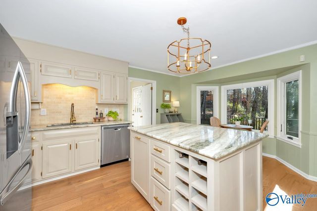 1306 Huntsville Hills Drive, Huntsville, AL 35802