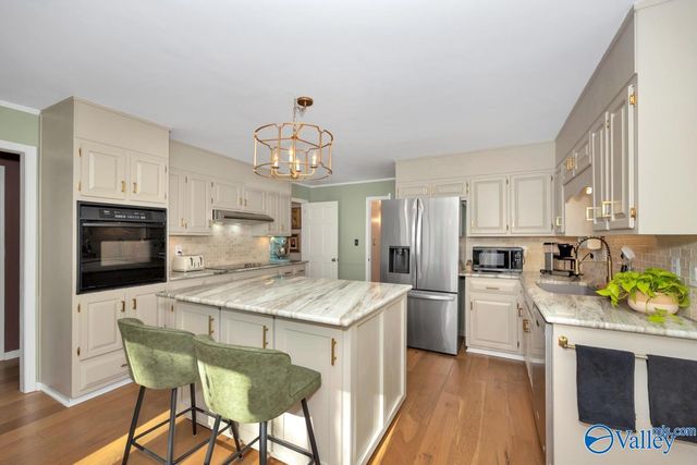 1306 Huntsville Hills Drive, Huntsville, AL 35802