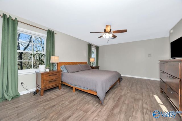 1306 Huntsville Hills Drive, Huntsville, AL 35802