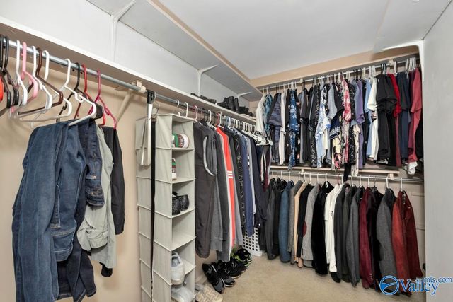 1306 Huntsville Hills Drive, Huntsville, AL 35802