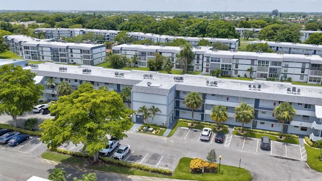 8360 Sands Point Boulevard G102, Tamarac, FL 33321
