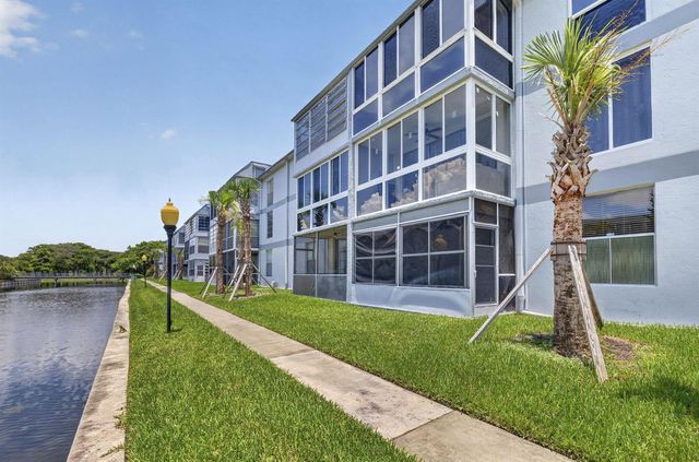8360 Sands Point Boulevard G102, Tamarac, FL 33321