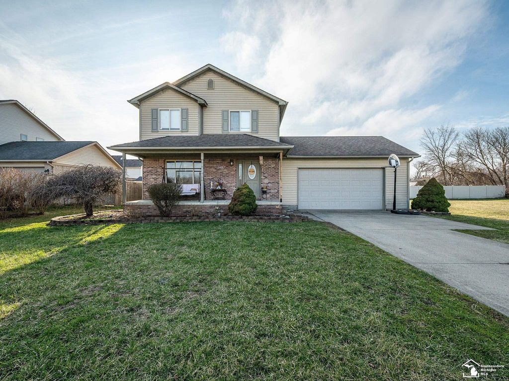 12459 Matthews Street, Carleton, MI 48117