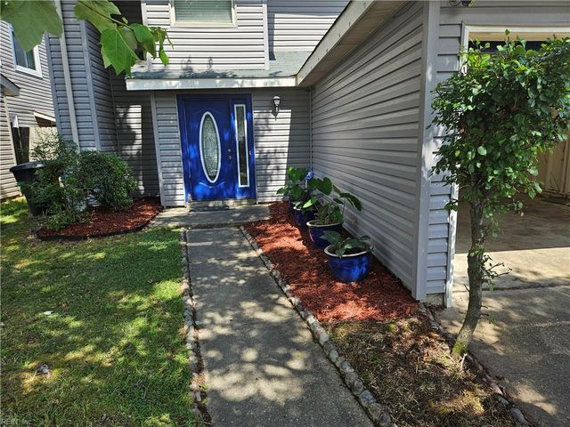 5389 Chatham Lake DR, Virginia Beach, VA 23464