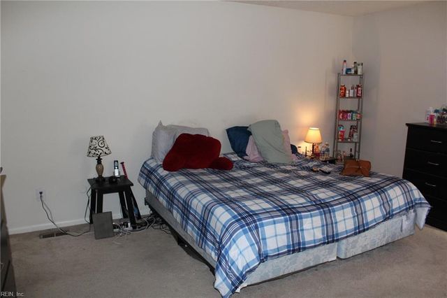 5389 Chatham Lake DR, Virginia Beach, VA 23464