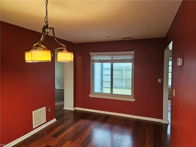 5389 Chatham Lake DR, Virginia Beach, VA 23464