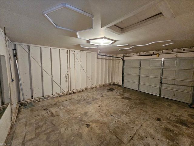 5389 Chatham Lake DR, Virginia Beach, VA 23464