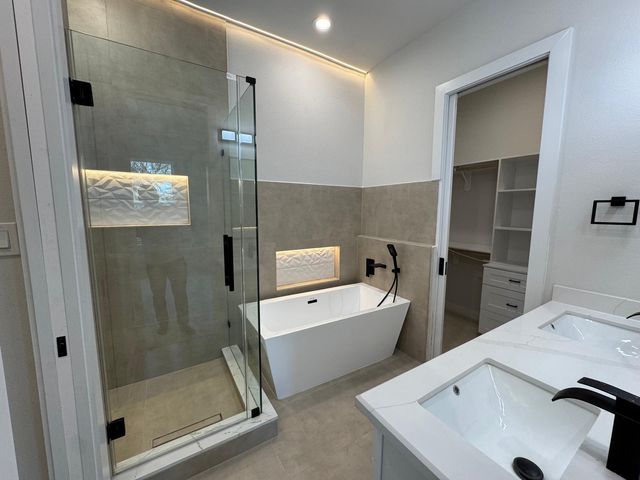 330 Janisch Road A, Houston, TX 77018