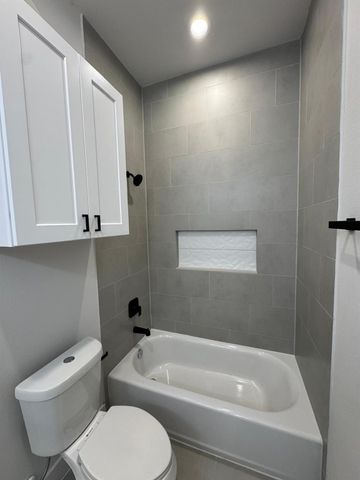 330 Janisch Road A, Houston, TX 77018