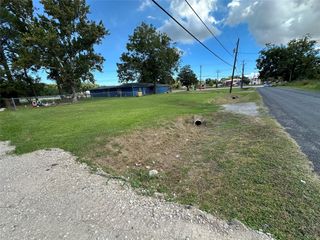 5910 Anderson Street, Texas City, TX 77591