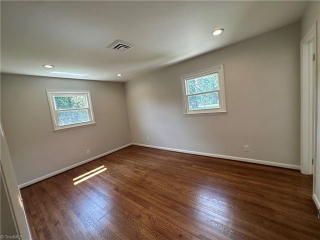 5100 Murray Road, Winston-salem, NC 27106