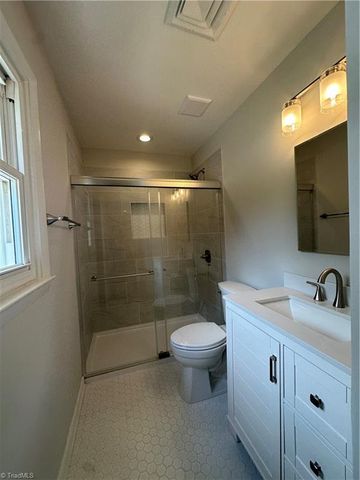 5100 Murray Road, Winston-salem, NC 27106