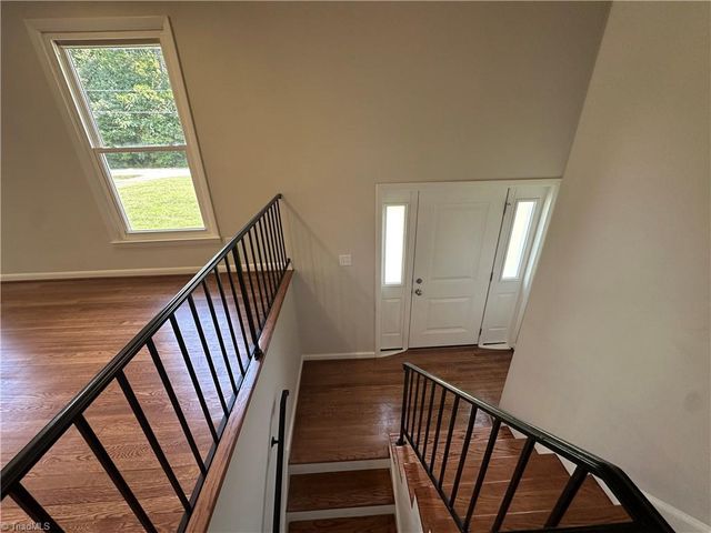 5100 Murray Road, Winston-salem, NC 27106