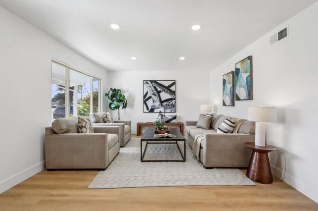 33359 University Drive, Union City, CA 94587