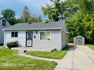 2323 Hartsuff Street, Saginaw, MI 48601