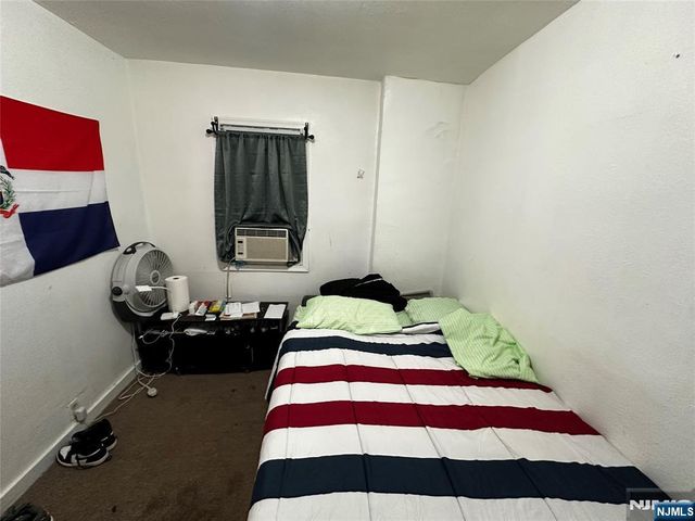 366 Summer Avenue, Newark, NJ 07104