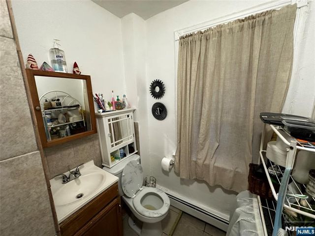 366 Summer Avenue, Newark, NJ 07104