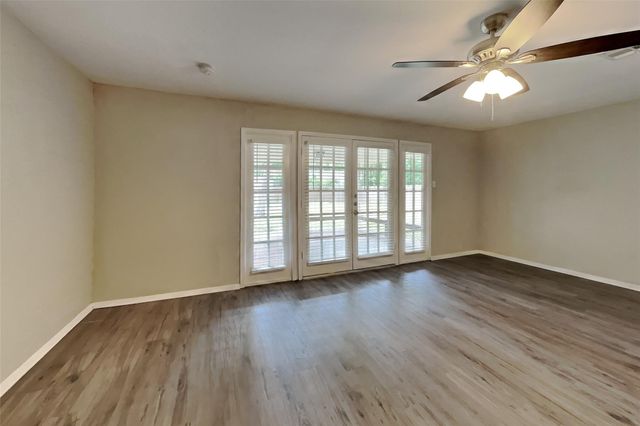 3419 Shadowcrest Lane, Spring, TX 77380