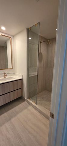 77 SE 5th Street 2108, Miami, FL 33131