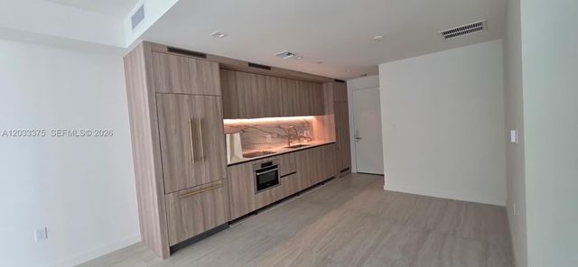 77 SE 5th Street 2108, Miami, FL 33131
