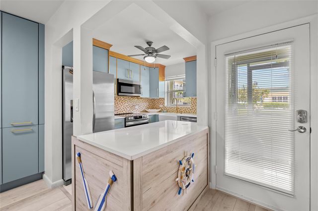 808 SE 7th St 105-B, Deerfield Beach, FL 33441