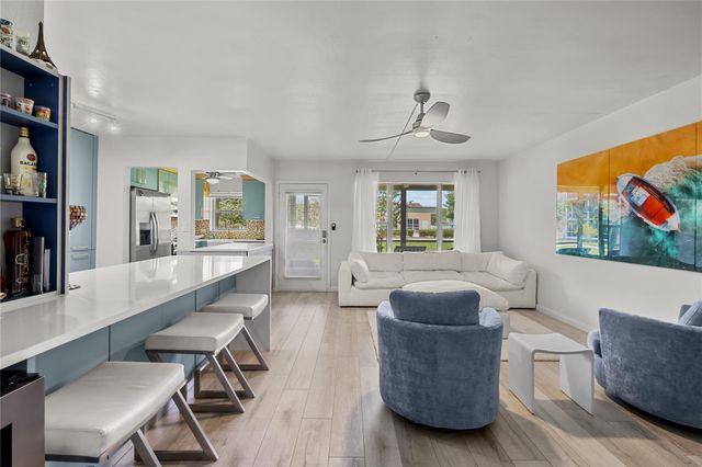 808 SE 7th St 105-B, Deerfield Beach, FL 33441