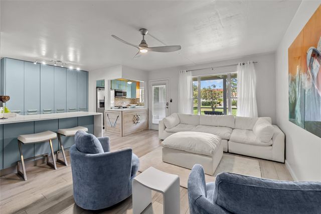 808 SE 7th St 105-B, Deerfield Beach, FL 33441
