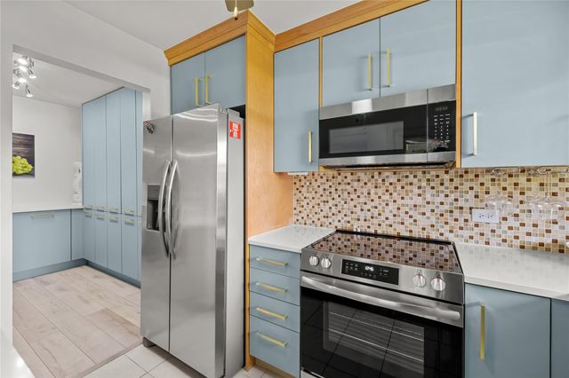 808 SE 7th St 105-B, Deerfield Beach, FL 33441