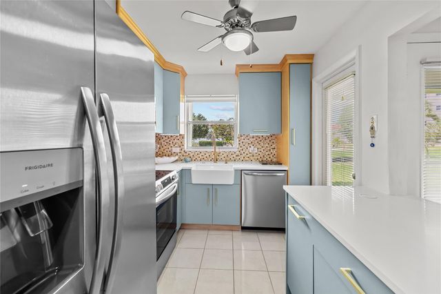 808 SE 7th St 105-B, Deerfield Beach, FL 33441