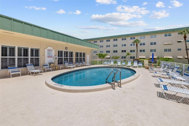 808 SE 7th St 105-B, Deerfield Beach, FL 33441