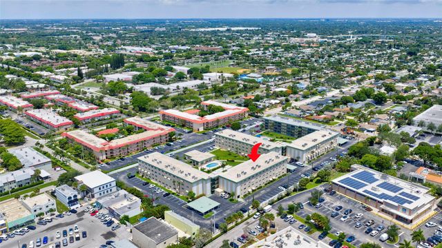 808 SE 7th St 105-B, Deerfield Beach, FL 33441