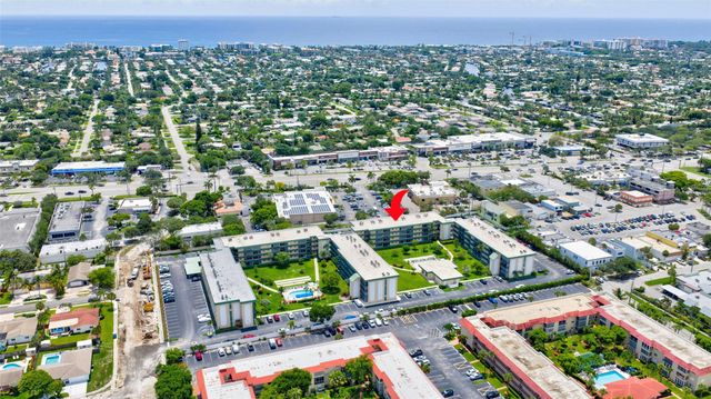 808 SE 7th St 105-B, Deerfield Beach, FL 33441
