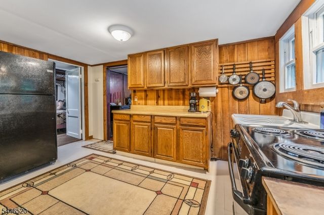 60 Fine Road, High Bridge Boro, NJ 08829