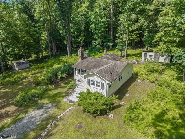 60 Fine Road, High Bridge Boro, NJ 08829