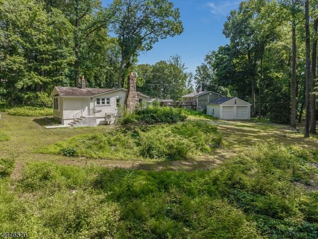 60 Fine Road, High Bridge Boro, NJ 08829